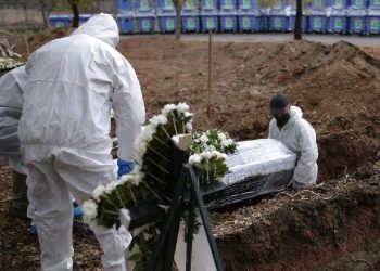 koronoios-diaxeirisi-nekron-makavria-erotimata_1000