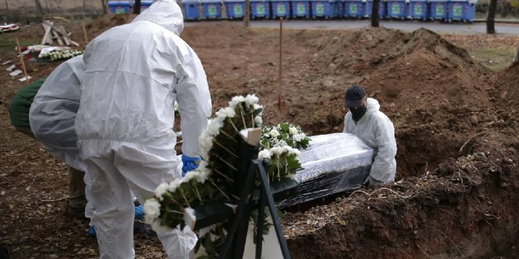 koronoios-diaxeirisi-nekron-makavria-erotimata_1000