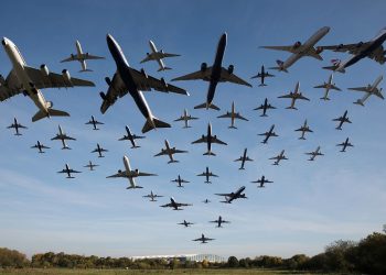 composite-heathrow-airport-planeinsky0322-f4e3d471b6b64c84bb297e5e7347076e