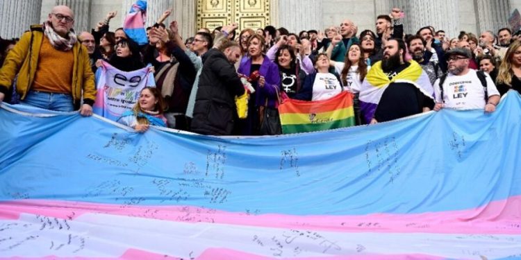 5f5ea7a46b14d6dc6ffc06a4612a56489b7ca545-960x640-1-940x450