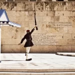 depositphotos_98994416-stock-photo-greek-evzones-guarding-the-presidential