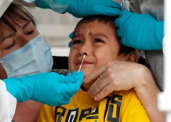 child_nasalswab-1600x768